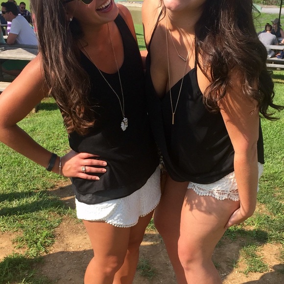 H&M Pants - ⚡️FLASH SALE⚡️ H&M Ivory Lace Shorts - S